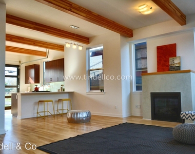 4936 N Haight Ave - Photo Thumbnail 5