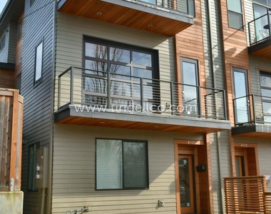 4936 N Haight Ave - Photo Thumbnail 24