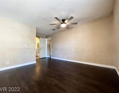 2200 South Fort Apache Road - Photo Thumbnail 20