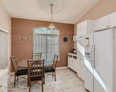 5060 Shadow River Street - Photo Thumbnail 4