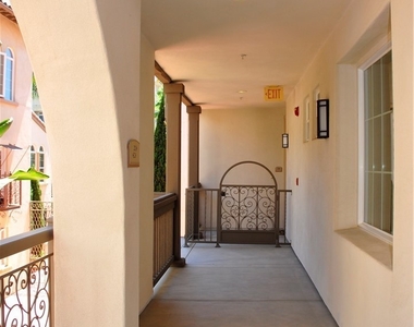 5935 Playa Vista Drive - Photo Thumbnail 11