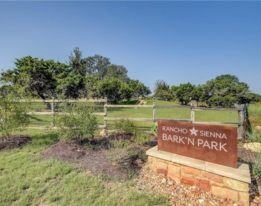 501  Rancho Sienna Loop - Photo Thumbnail 2