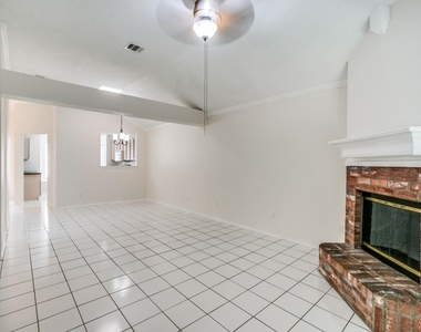 4200 N Coral Springs Drive - Photo Thumbnail 1