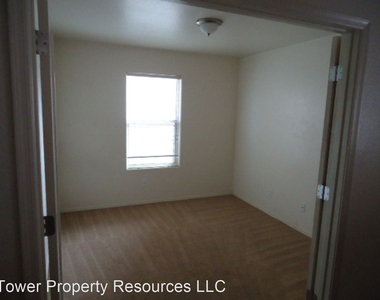 3812 E Sun View Court - Photo Thumbnail 7