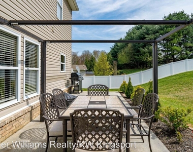 1378 Glen Abbey Way - Photo Thumbnail 9