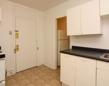 2330 N. Spaulding, Unit 1a - Photo Thumbnail 2