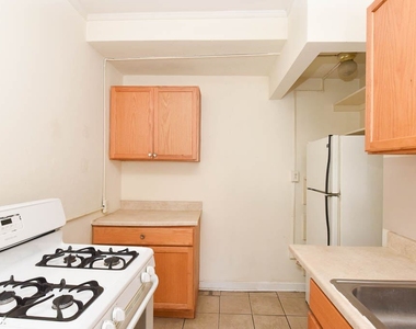 1211 W. Elmdale, Unit 2f - Photo Thumbnail 1