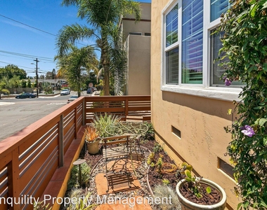 2914 Hawthorn Street - Photo Thumbnail 27