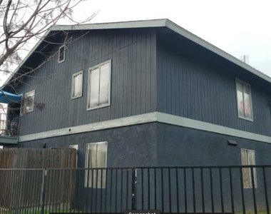 2832 E Grant Ave - Photo Thumbnail 1