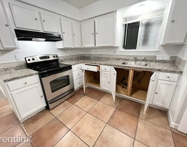 2832 E Grant Ave - Photo Thumbnail 9