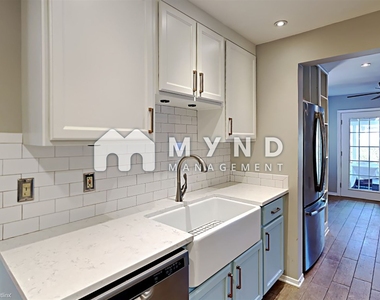 3120 Skyland Dr Ne - Photo Thumbnail 12