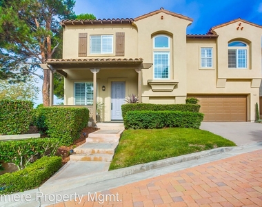 7001 Surfbird Cir - Photo Thumbnail 0