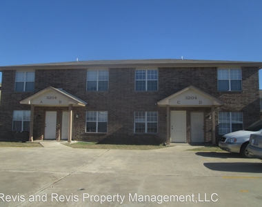 3204 Hereford Lane - Photo Thumbnail 0