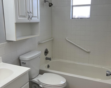 4488 Bromley Avenue - Photo Thumbnail 19