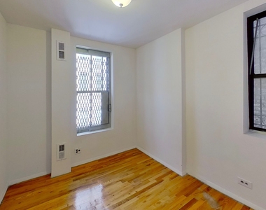 221 West 105th Street - Photo Thumbnail 4