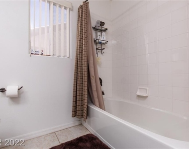 6748 Bastille Avenue - Photo Thumbnail 26