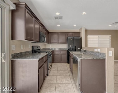 9543 Havasu Canyon Avenue - Photo Thumbnail 6