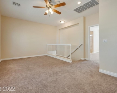 856 Clear Diamond Avenue - Photo Thumbnail 17