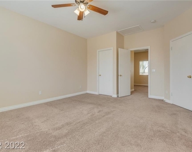 856 Clear Diamond Avenue - Photo Thumbnail 18