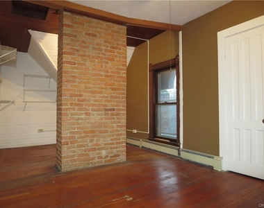 1725 James St Street - Photo Thumbnail 8