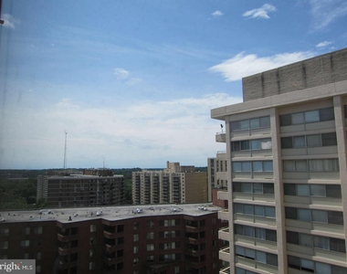 4515 Willard Ave #2215s - Photo Thumbnail 11