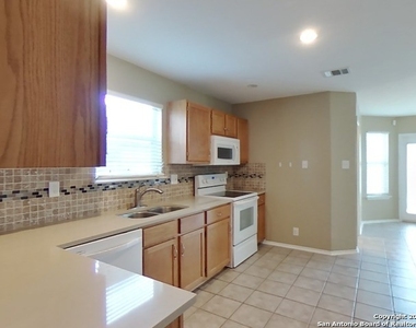 602 Granite Cliff - Photo Thumbnail 7