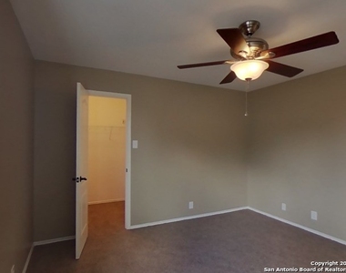 602 Granite Cliff - Photo Thumbnail 24