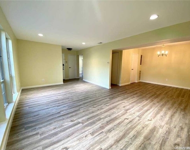 107 Aspen Drive - Photo Thumbnail 3