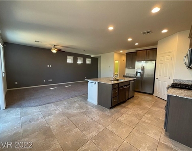 8958 Bucco Reef Avenue - Photo Thumbnail 11