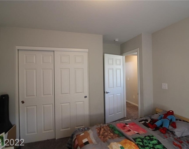 7632 Bandon Cliffs Street - Photo Thumbnail 8