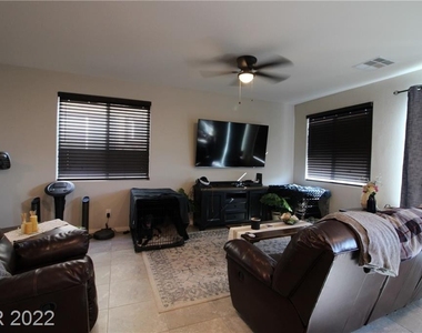 7632 Bandon Cliffs Street - Photo Thumbnail 5