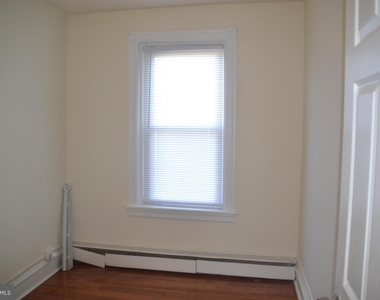 8515 Lansdowne Ave - Photo Thumbnail 24