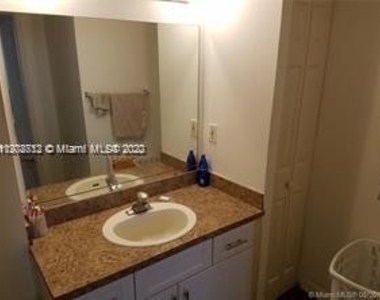 100 Sw 117th Ter - Photo Thumbnail 4