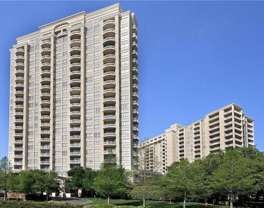 3225 Turtle Creek Boulevard - Photo Thumbnail 0