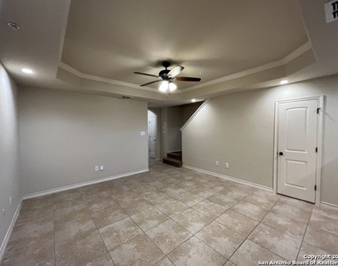 6511 Marcel Way - Photo Thumbnail 4