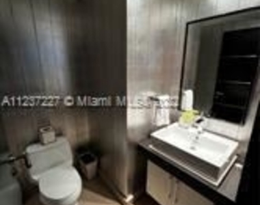 17001 Collins Ave Apt 2608 - Photo Thumbnail 8