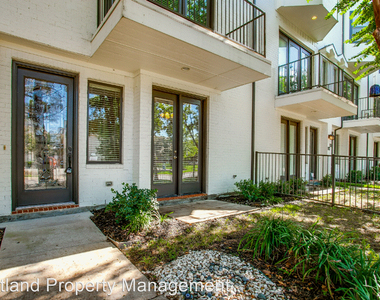 Holland Ave. Townhomes, 4502 - Photo Thumbnail 0