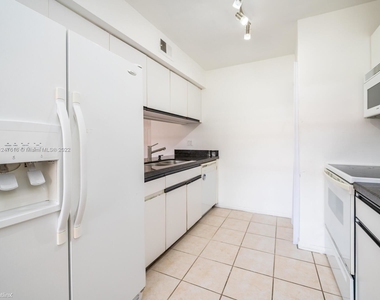 334 Sw 86th Ave Apt 206 - Photo Thumbnail 9