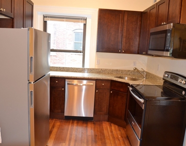 1463 Beacon St Apt 4 - Photo Thumbnail 0