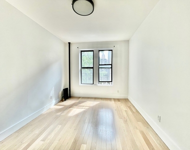 137 West 137th Street - Photo Thumbnail 2