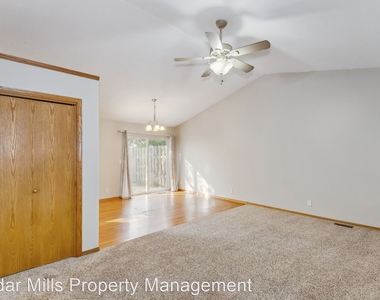 601 W. Autumn Ridge Ct. - Photo Thumbnail 7