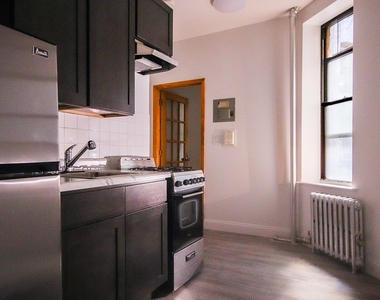 622 East 11th Street (Ave B & C) - Photo Thumbnail 1