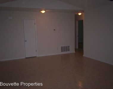 1800 Stanton Way - Photo Thumbnail 10