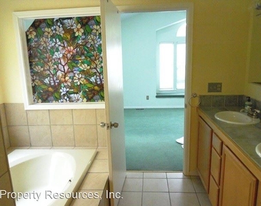 3872 Campo Court - Photo Thumbnail 10