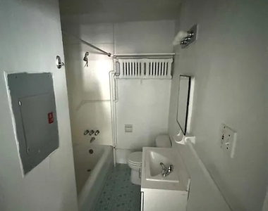 255 West 91st Street - Photo Thumbnail 3