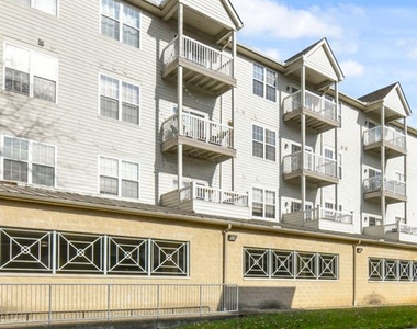 2245 Riverside Drive #212 - Photo Thumbnail 16