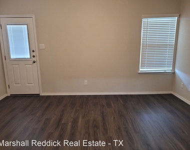 9220 Canyon Bend - Photo Thumbnail 8