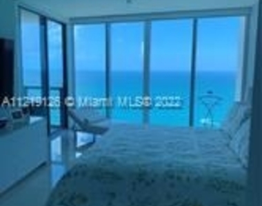 17001 Collins Ave Apt 3208 - Photo Thumbnail 4