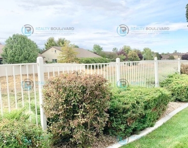 10775 Grayslake Dr - Photo Thumbnail 42