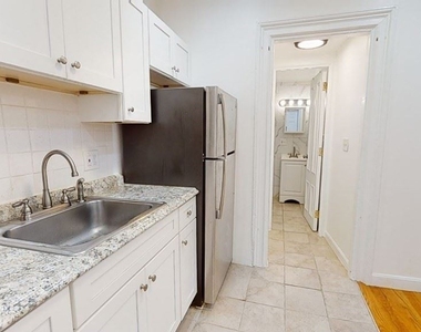 497 Warren St Apt 1r - Photo Thumbnail 10